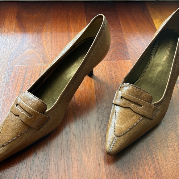 Unisa Brown Leather Mid-Height Kitten Heel - Picture 4 of 10